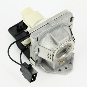 VIVID Original Inside lamp for BENQ Lamp for the SP920 (Lamp 1) projector model - Replaces 9E.0C101.001